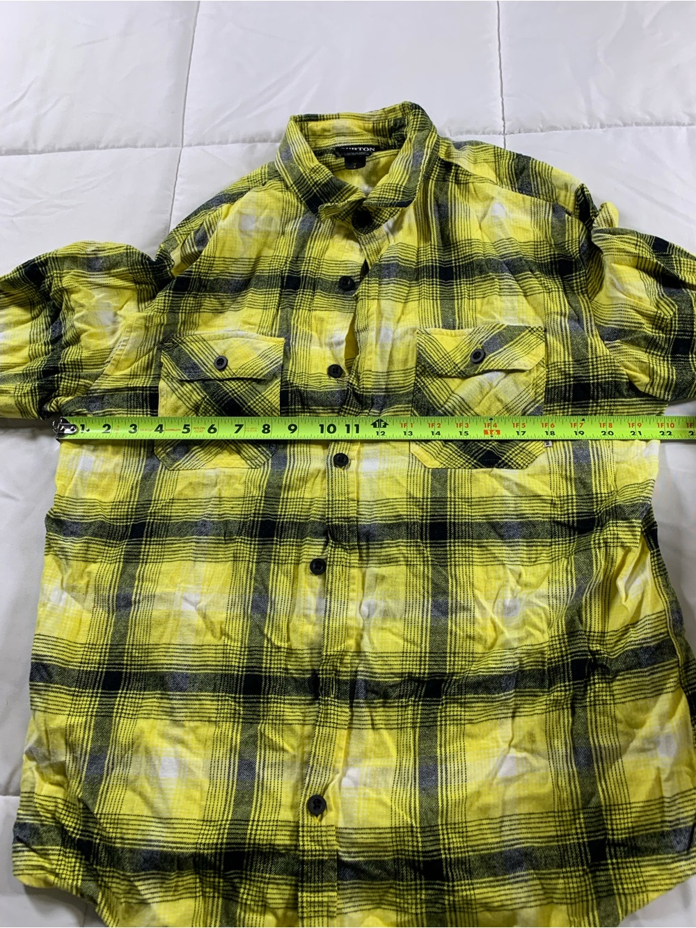 Like new BURTON flannel shirt mens size L - Picture 3 of 5